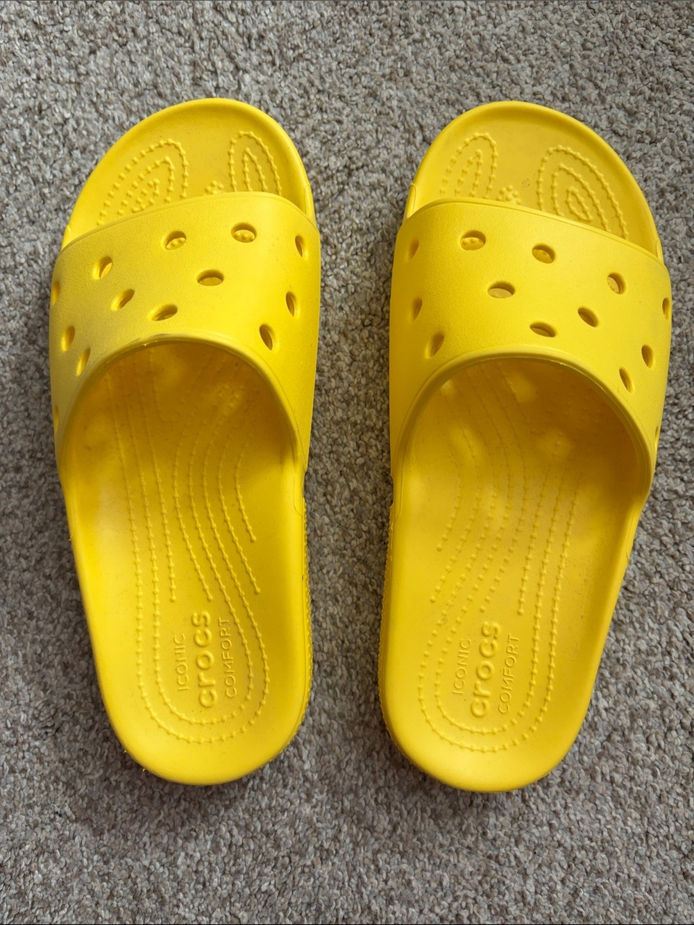 CROCS Slide Sandals in Bright Yellow, never worn